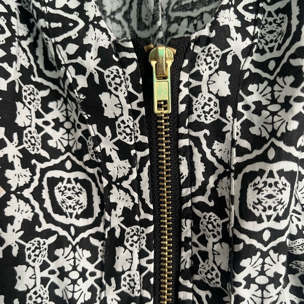 J. Gee Women's Collared Zip-Up Black & White Dress, Size Petite XL - Picture 6 of 6